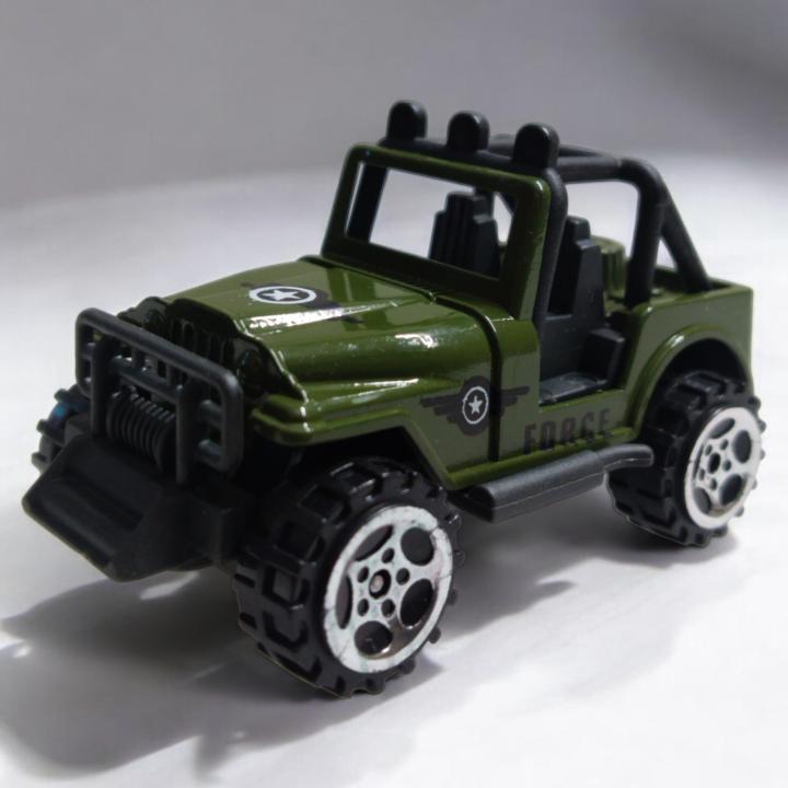 Military 3-Piece Metal Toy Set – Command Your Miniature Battlefield