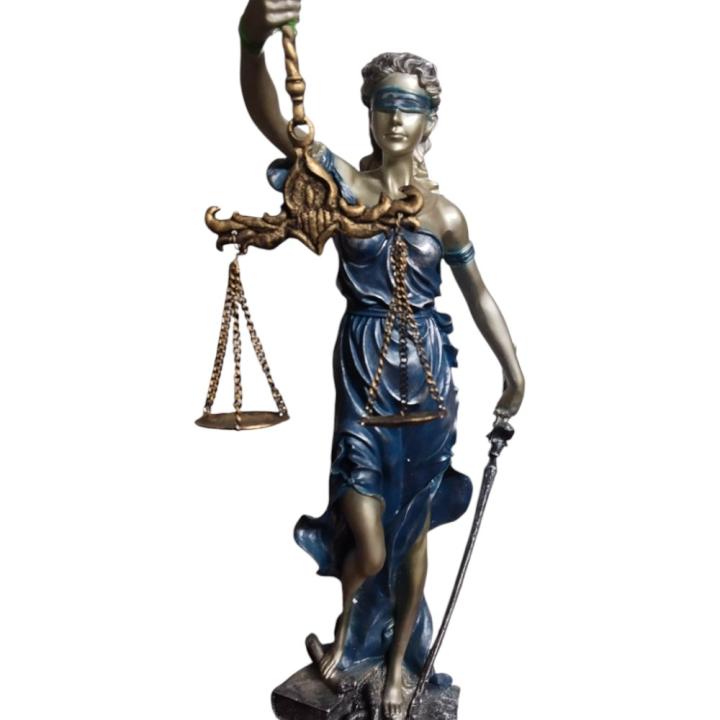 Justice Lady Idol - Symbol of Fairness & Integrity for Home, Office, or Legal Decor