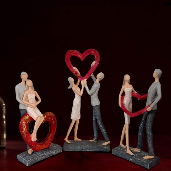 Romantic Heart Couple Idol Set of 3- Symbol of Everlasting Love