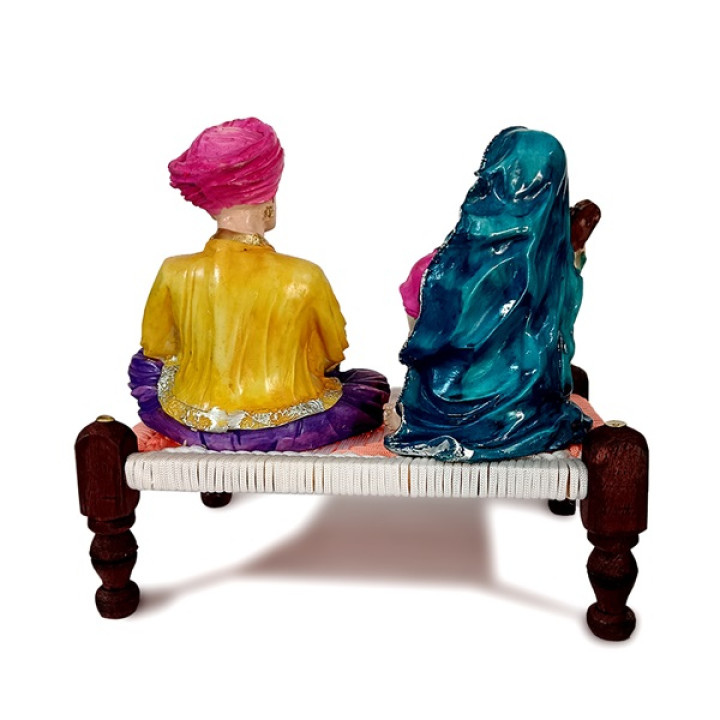 Elegant Rajasthani Couple Idol - Timeless Romance for Your Home Decor