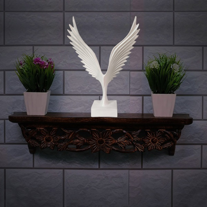 Majestic Flying Eagle Idol - Soar to New Heights in Home Decor